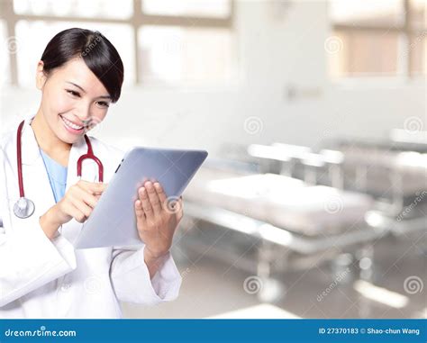 Surgeon Woman Doctor Using Tablet Pc Stock Image Image Of Medical
