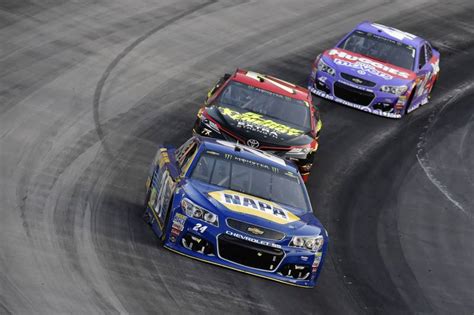 Chase elliott at bristol motor speedway. Elliott Finishes 18th after Late Spin at Bristol