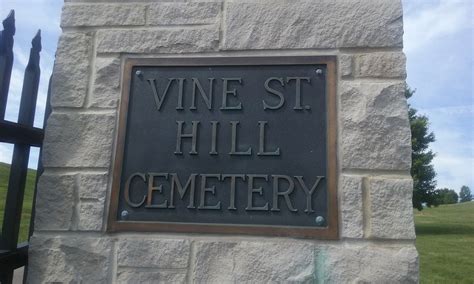 Vine Street Hill Cemetery In Cincinnati Ohio Find A Grave Cemetery