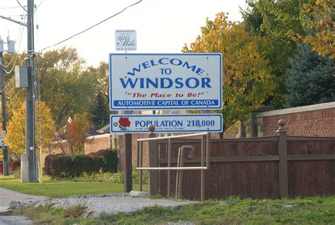 City Of Windsors Entry Signs Refresh Windsoritedotca News Windsor