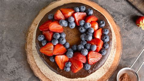 A Healthier Flourless Chocolate Cake Recipe