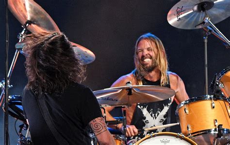 Watch Taylor Hawkins On Lead Vocals In Foo Fighters Disco Cover Shadow Dancing