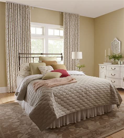 Bedroom Window Treatment Ideas Pictures 8 Window Treatment Ideas For