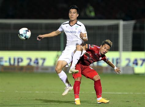 Trực tiếp hagl chiều tối nay, tường thuật trực tuyến clb hoàng anh gia lai bóng đá tv hd,thể thao tv, link xem hagl fc trên vtv6,vtv5,k+,fpt play. Văn Toàn cùng HAGL trụ hạng thành công - Báo Người lao động