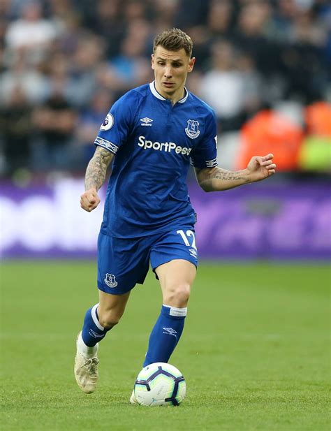 Newsnow aims to be the world's most accurate and comprehensive everton fc news aggregator, bringing you the latest toffees headlines from the best everton sites and other key regional and national news sources. Everton fans react on Twitter to eye-opening Lucas Digne ...