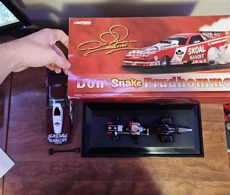 Action Don The Snake Prudhomme Skoal Bandit Racing 124 Scale Funny Car
