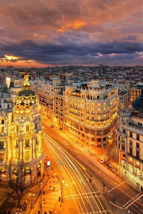 6.5 million people live in the autonomous community of the same name. Spain, Madrid, Europe, city at night, roads, buildings ...