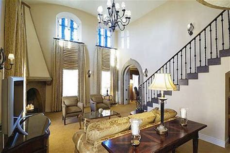 Fit For A King The Haute 5 Presidential Suites In Chicago Haute Living