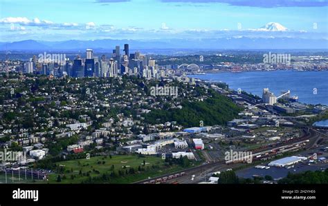 Aerial Views Of Seattle Washington Usaelliott Bay Mt Rainier And