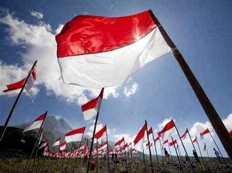 ~ a fine wordpress.com site. Unik, Aksi Rakyat Peringati HUT RI Ke 71 Tahun - Kabari News