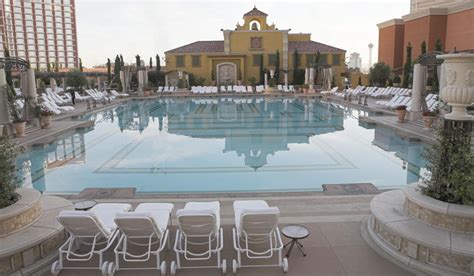 Venetian Pool Deck Las Vegas Nv