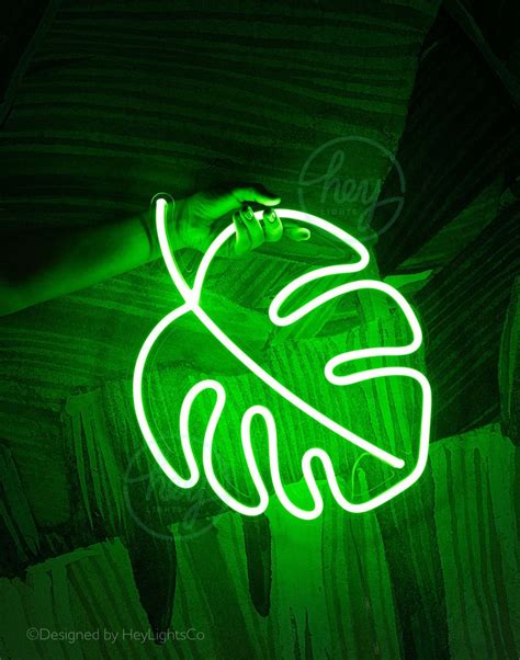Monstera Leaf Led Neon Sign Etsy Neon Signs Green Wallpaper Dark