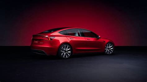 Tesla Model 3 Mit Facelift Erfolgsmodell Bekommt Neuen Anstrich Sternde