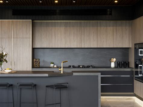 Modern kitchen, black and white kitchen, kitchen design, black appliances, shelves. It's back to black for kitchen design | Architecture & Design