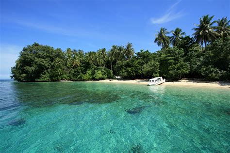 10 Tempat Wisata Di Papua Yang Wajib Dikunjungi Di Tahun 2021