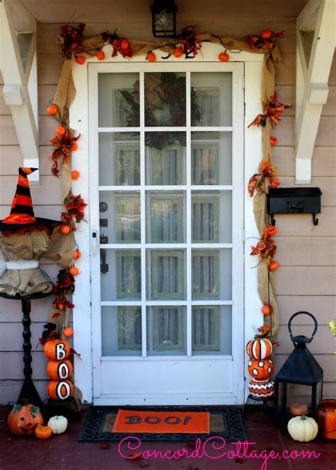 With october on the horizon, the nights begin to get dark quickly and people begin decorating for fright night. Fall Front Porch & Diy Garland & Pumpkin Topiaries | Hometalk