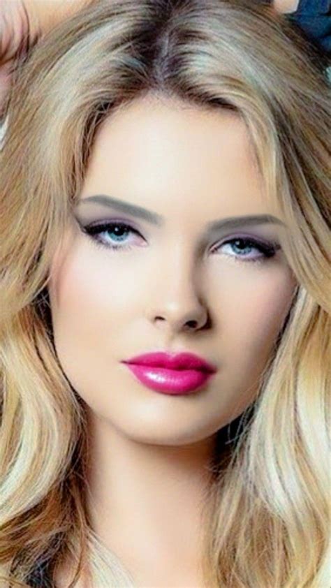 Pin By Amigaman67 On Stunning Faces Beautiful Girl Face Beautiful Eyes Beautiful Blonde