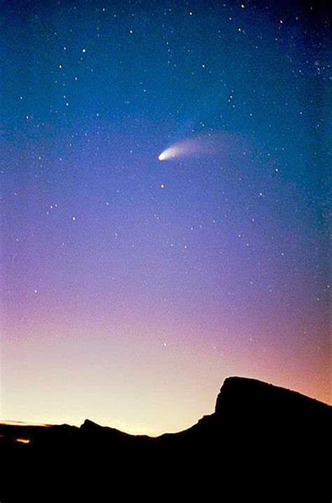 Watching Great Comets Shine Brightly In The Sky For 18 Months