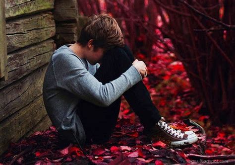 We would like to show you a description here but the site won't allow us. Sad boy alone cute crying broken heart