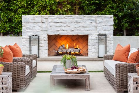 Pin By Dig Landscape Construction On Dig Fireplaces Modern Outdoor
