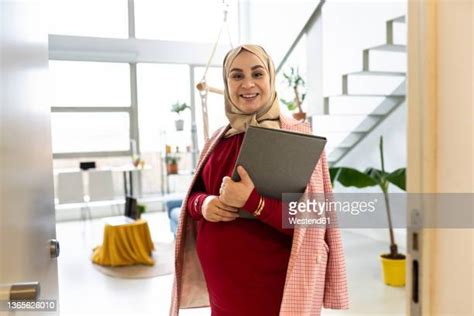 pregnant arab photos and premium high res pictures getty images