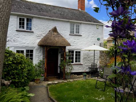Pound Cottage Holiday Home Available in Dorset | Special Dorset Cottages