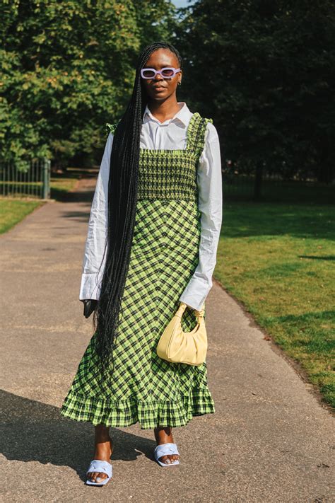 London Fashion Week Street Style From The Spring 2022 Shows Gq