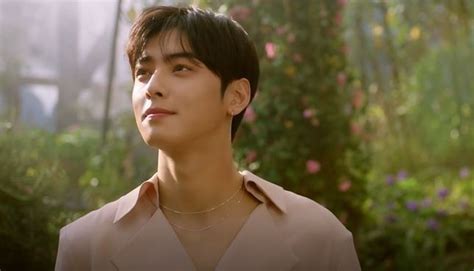 Our wallpapers come in all sizes, shapes, and colors, and they're all free to download. V Report Astro's Cha Eun-woo drops album trailer for ...