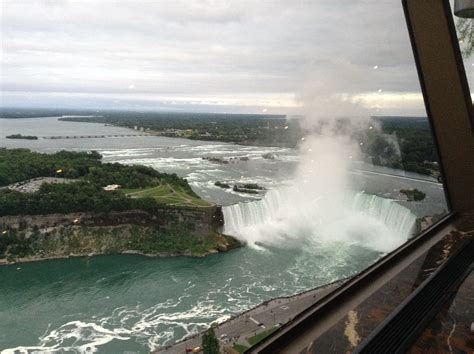 Skylon Tower Awesome Views Of Niagara Falls