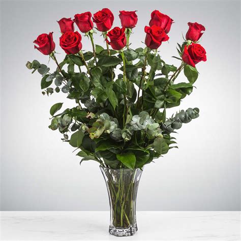 Dozen Long Stemmed Red Roses In Oakdale Ca A Touche Of Flowers