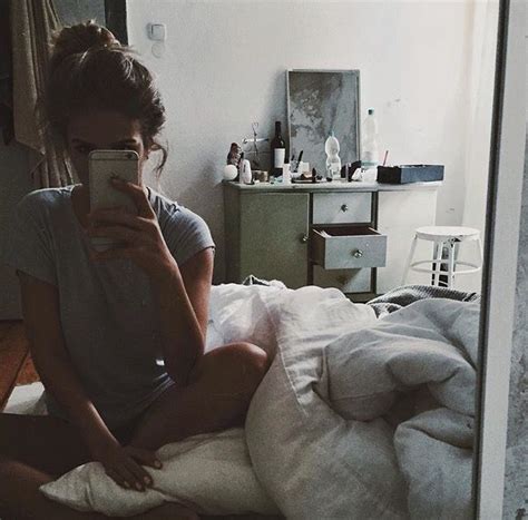 Pinterest Saraslife Selfie Poses Mirror Selfie Instagram