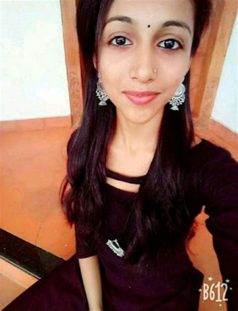 sri lankan sexy teen girl selfie nude pics femalemms