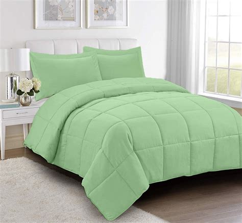 Luxurious Down Alternative Oversized King Size Comforter 5 Piece All