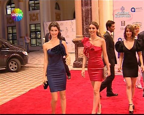 Beren Saat Nur Aysan Hazal Kaya Beren Saat Image Fanpop