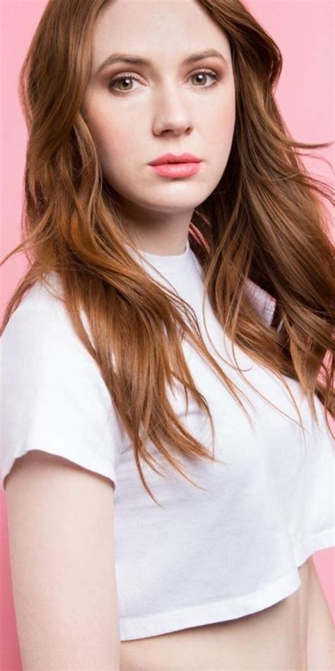 I Want Mommy Karen Gillan To Laugh When I Cum Inside Her Pussy After