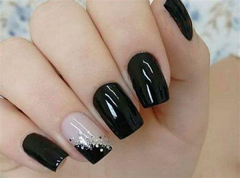 Short acrylic nail ideas black. 99+ Trending Black Nails Art Manicure Ideas