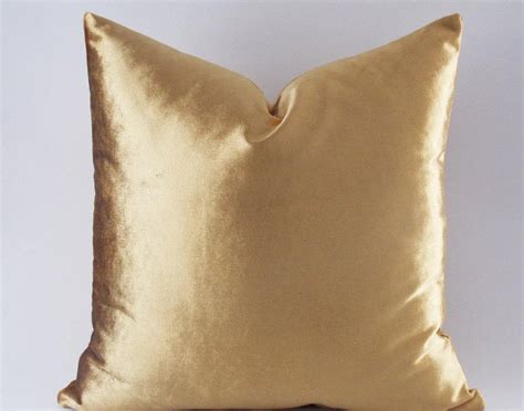 Black and gold sofa pillows. 20 Photos Gold Sofa Pillows | Sofa Ideas
