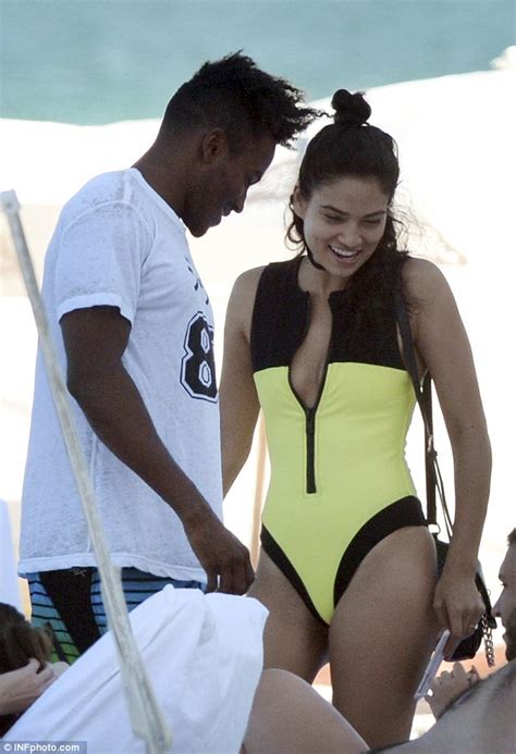 Shanina Shaik sizzles in swimsuit while on Miami Beach with fiancé DJ