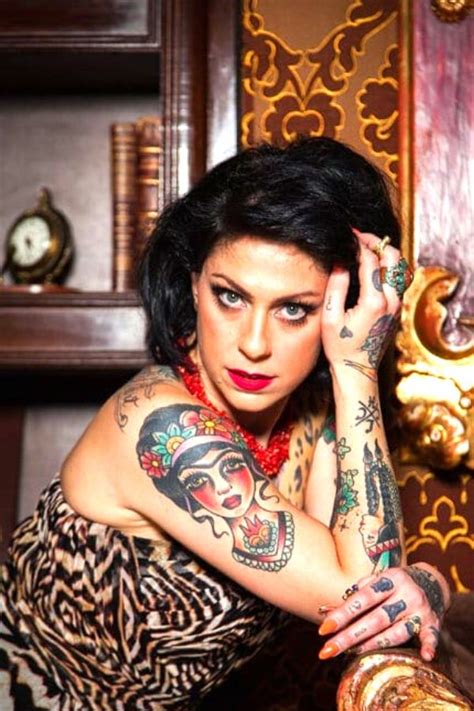 the american ‘picked out life of danielle colby danielle colby american pickers colby