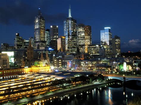 Melbourne, la mejor ciudad para vivir y trabajar - emigrar a australia - vivir en australia