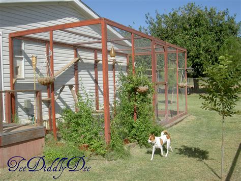 By restricting an outdoor cat's access to a catio, you can greatly reduce vet bills by avoiding the this is a catio that attaches to (or underneath) a window of your house. How To build an outdoor cat enclosure or catio