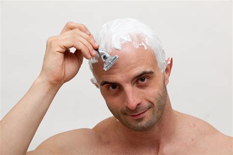 6 Reasons Why Men Shave Their Head Mega Bored