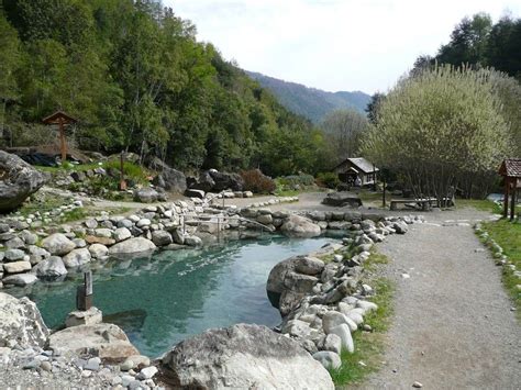 Los Pozones The Hot Springs We Went To In Pucon Chile Argentina