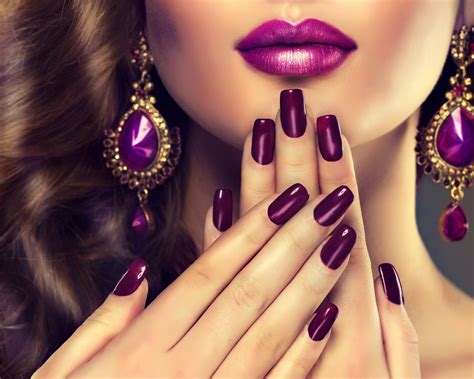 nails are beautiful part of one s body and can fascinate if kept clean most of the women love