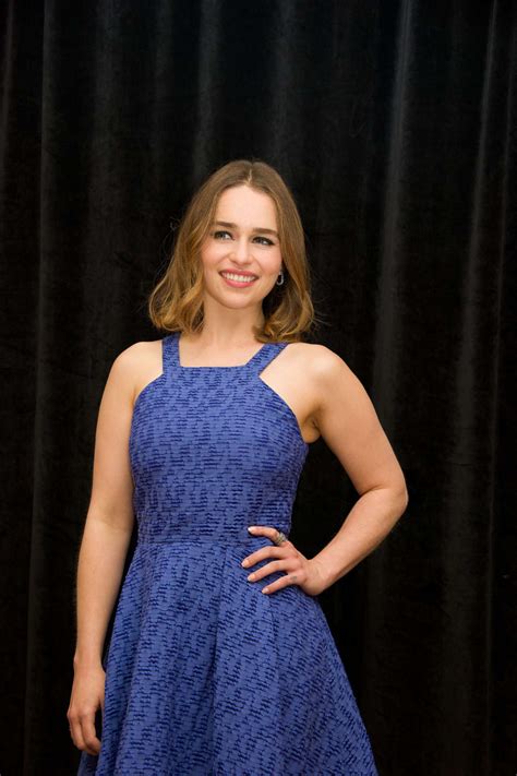 Emilia Clarke ‘me Before You Press Conference Portraits In New York City Gotceleb