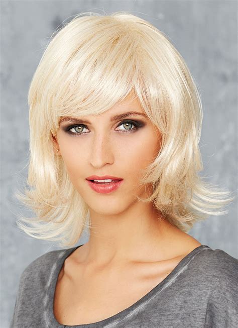 Shoulder Length Platinum Blonde Natural Straight Wigs With Bangs