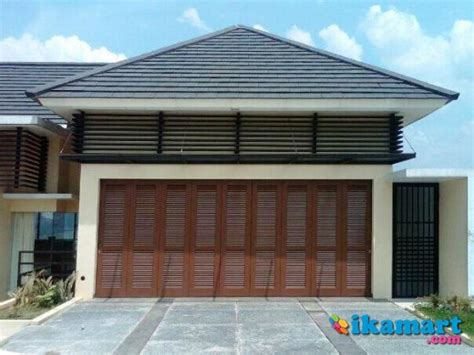 Pagar besi rumah minimalis jual pintu garasi besi mobil merk exclusive model lipat swing geser sliding dorong tikung powder coating murah berkwalitas bergaransi 3 tahun. 45 Model Garasi Mobil Minimalis, Modern, Dan Unik ...