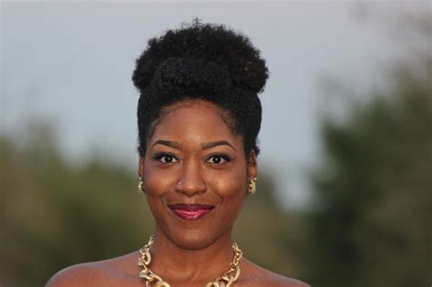 Zoe saldana kept her hair pulled back into a smooth straight ponytail but a couple of african american women in the cast proudly wore their manes natural. Birthday Updo for Medium to Short Natural Hair ...