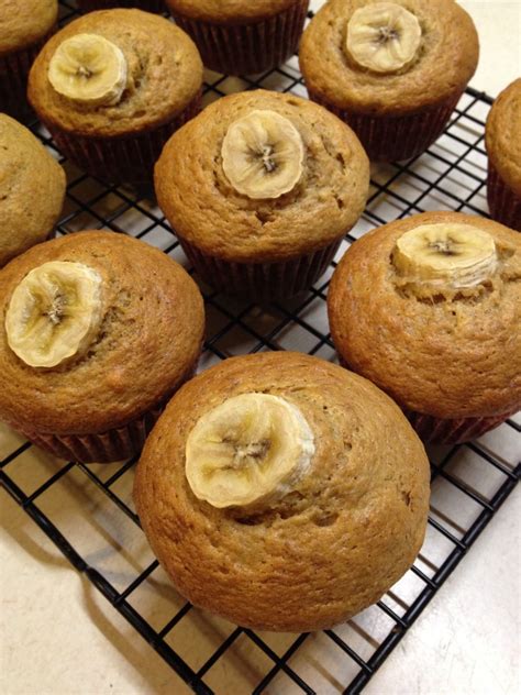 Banana bread martha stewart no sour cream. Banana Muffins: Martha Stewart | Banana muffins, Martha ...