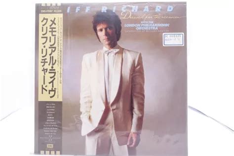 Vinilo Cliff Richard Dressed For The Occasion Jp